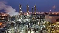 رئیس جمهور: صادر کننده بنزین و گازوئیل هستیم/ تولید روزانه ۱۱۰ میلیون لیتر بنزین در کشور
