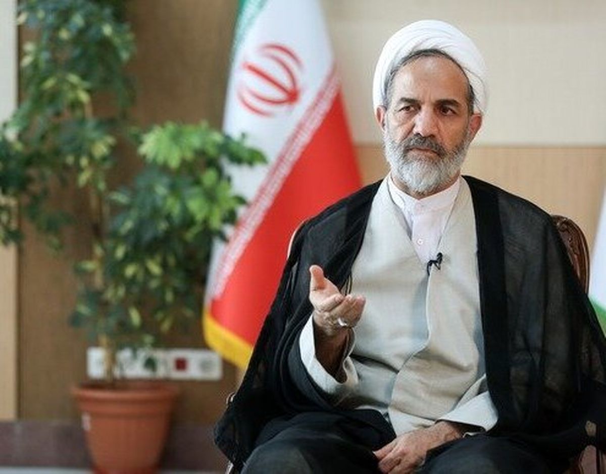 بخشی از گرانی ارز را ناشی از برنگرداندن تعهدات ارزی می‌دانیم
