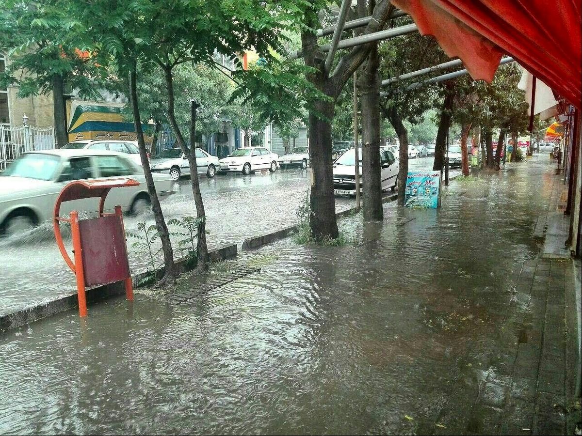 تهران بارانی می شود
