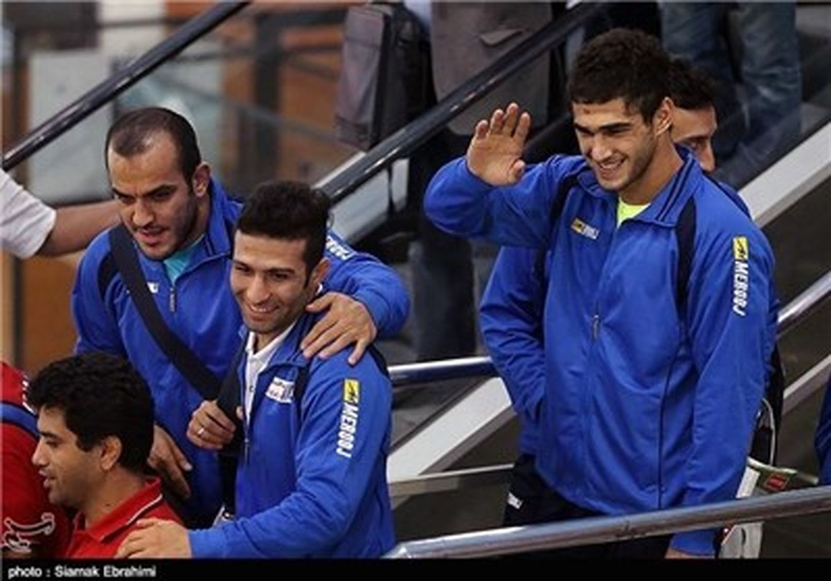 قهرمان به ایران باز می‌گردد