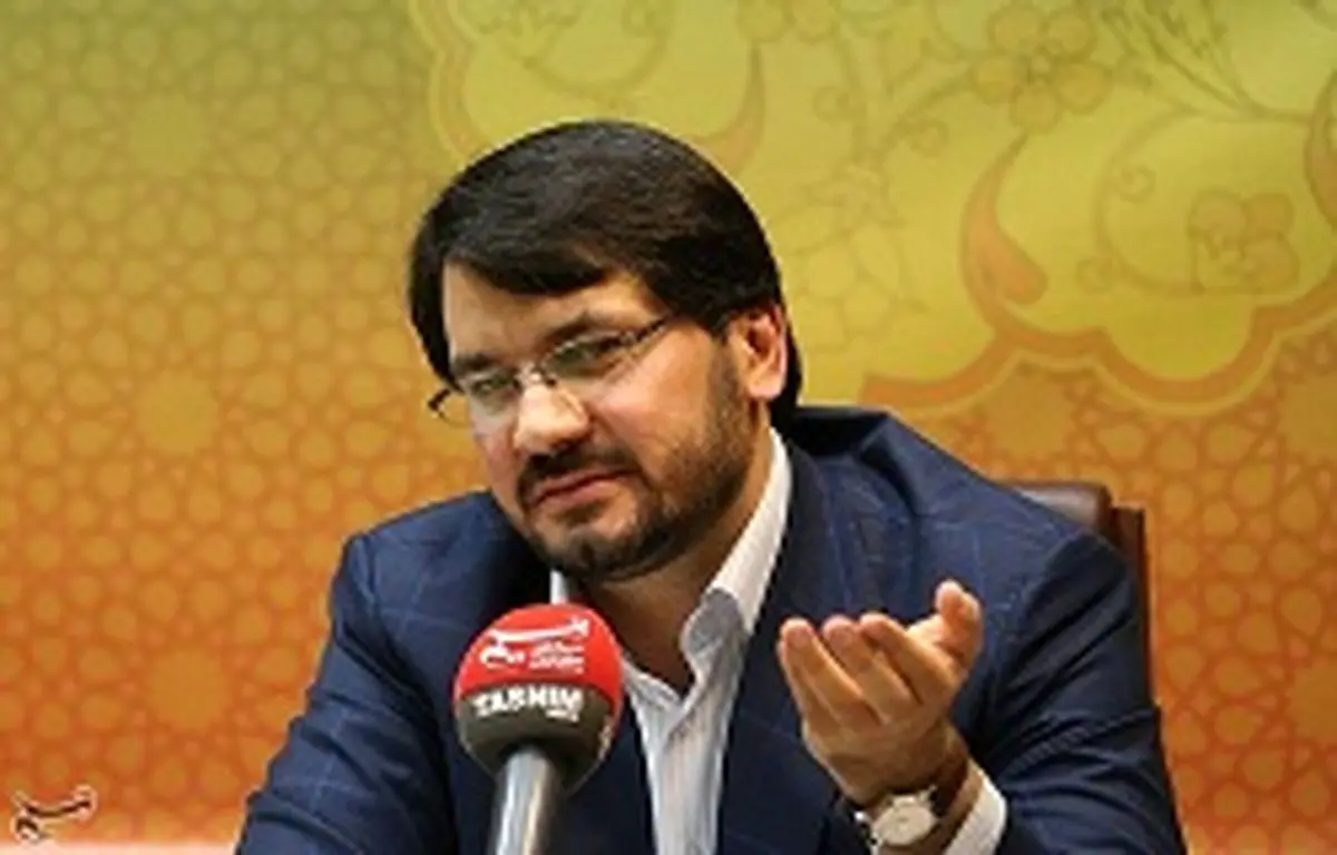 برخی می‌خواهند از جایگاه امام سوء‌استفاده کنند