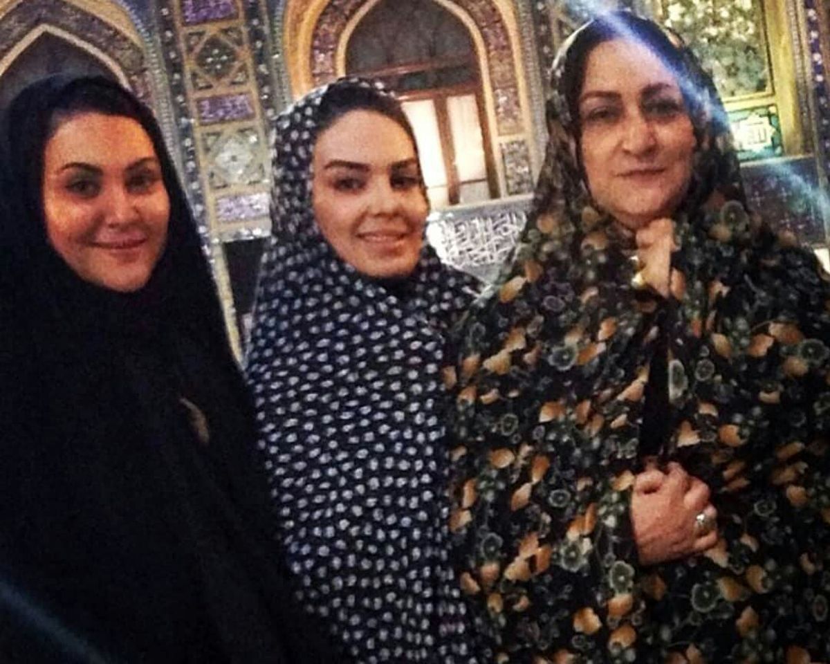 سفر دسته جمعی خانم های بازیگر به مشهد+عکس