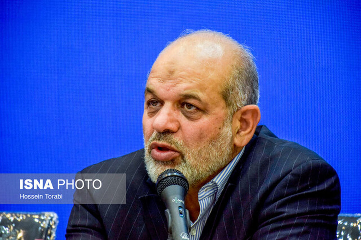 صدور کارت ملی افراد زیر ۱۵سال در ماه‌های آتی / پیگیری تجمیع کارت‌های بانکی و ملی