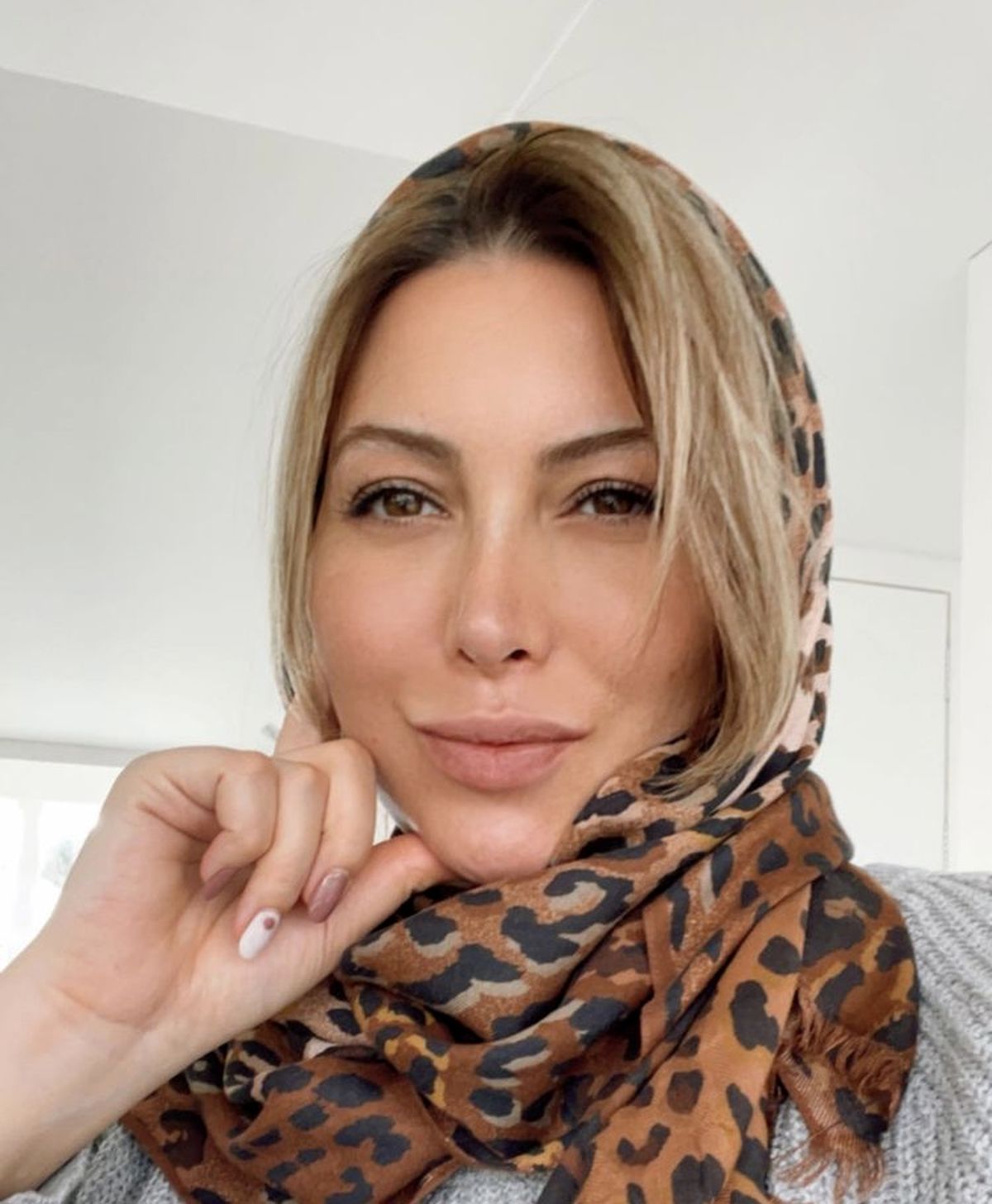 شال پلنگی فریبا نادری + عکس