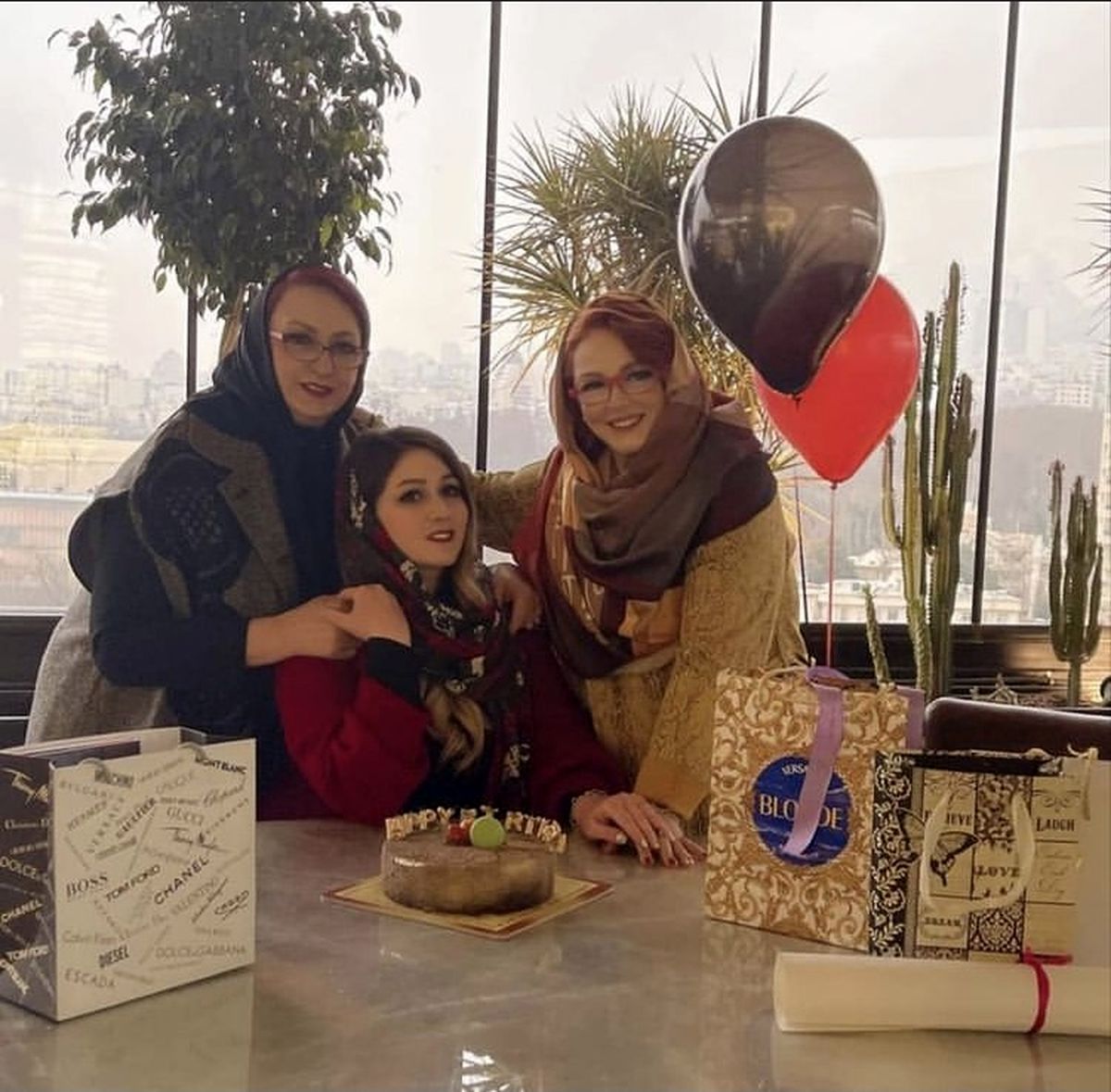 بهاره رهنما و مریم امیر جلالی در یک تولد + عکس