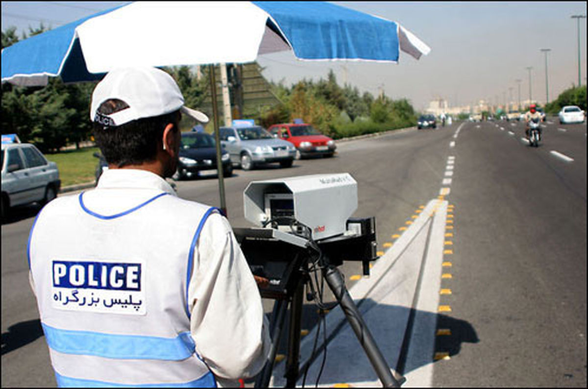 پلیس راهور تهران از تشدید برخورد با "جولان خودروهای لوکس" خبر داد 