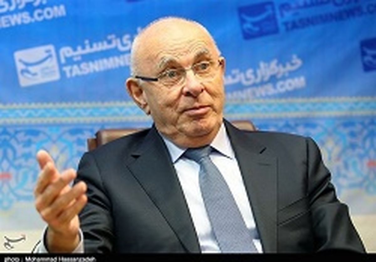 رئیس فدراسیون فوتبال هلند: ما از ایران عقب هستیم /عکس