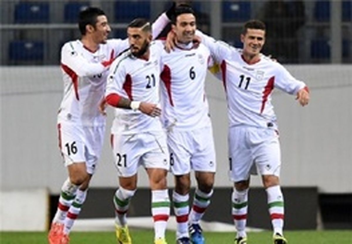 بردن شیلی با دفاع اتوبوسی بهتر است یا کیسه گل شدن با فوتبال علی اصغری؟
