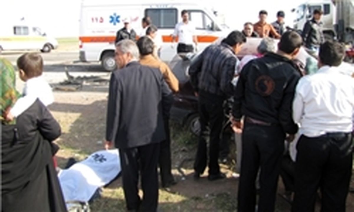 سقوط وانت به کانال آب ۱۲ کشته بر جای گذاشت