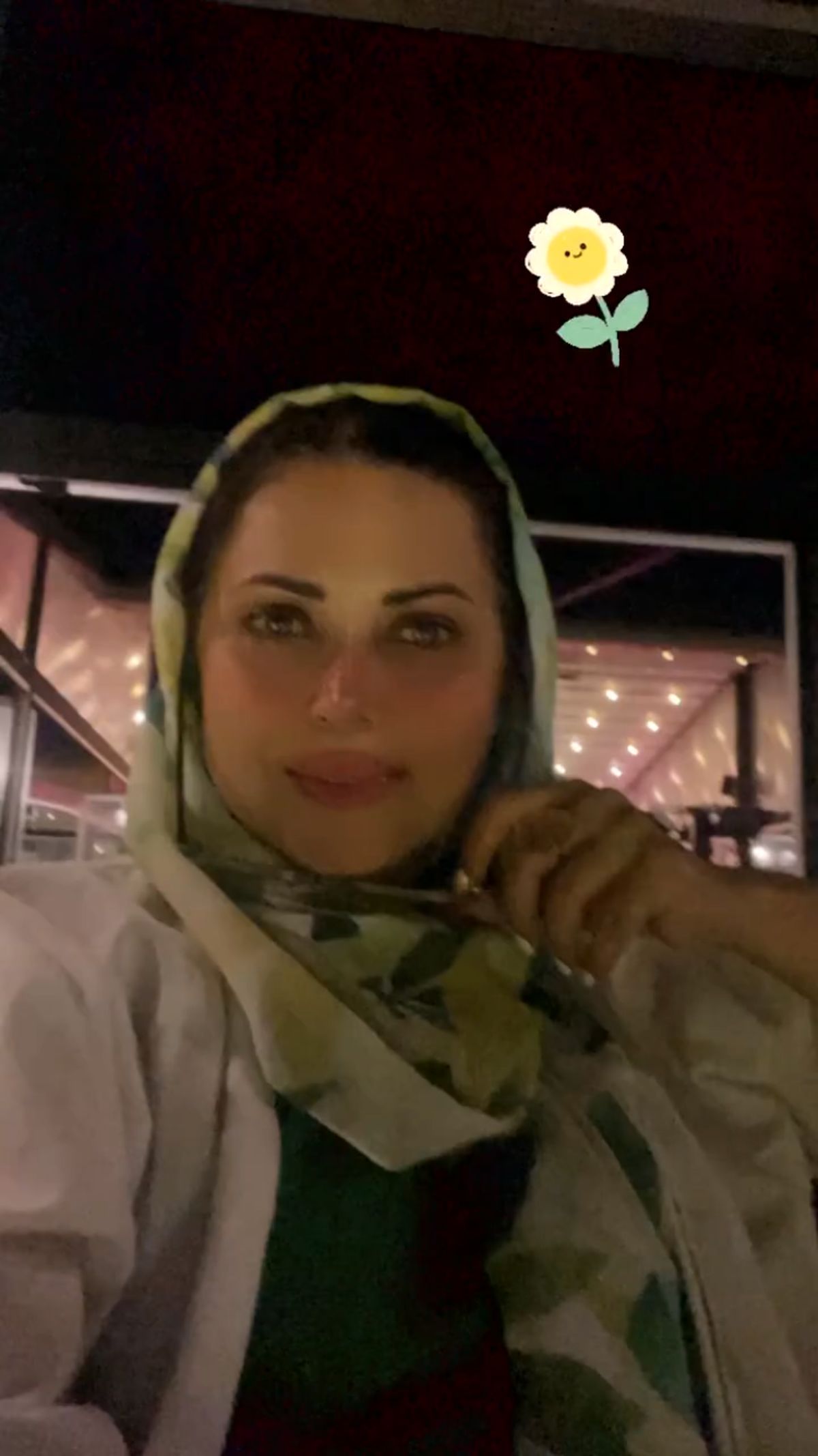 سلفی شبانه کمند امیرسلیمانی + عکس