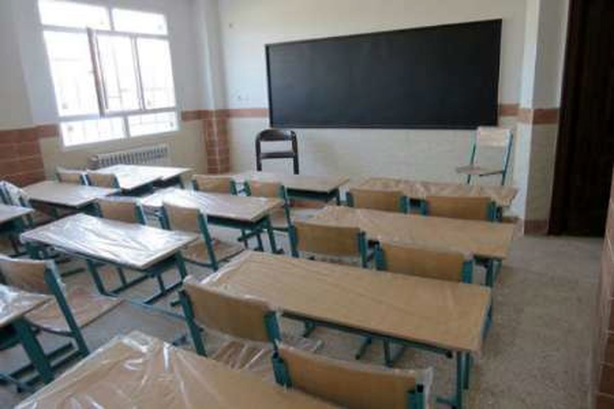دانش آموزان ده شهک ریگان صاحب مدرسه شدند