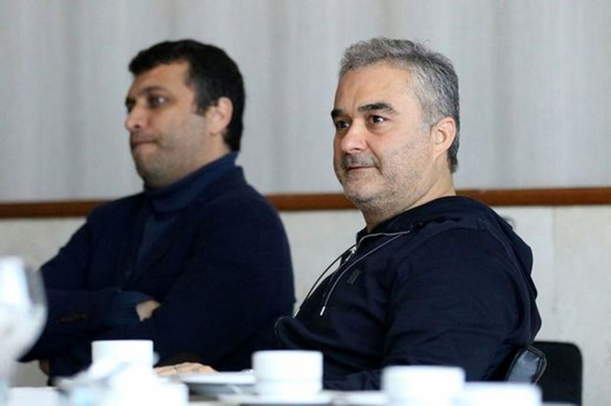 صنیعی‌فر رسما از مالکیت نساجی انصراف داد