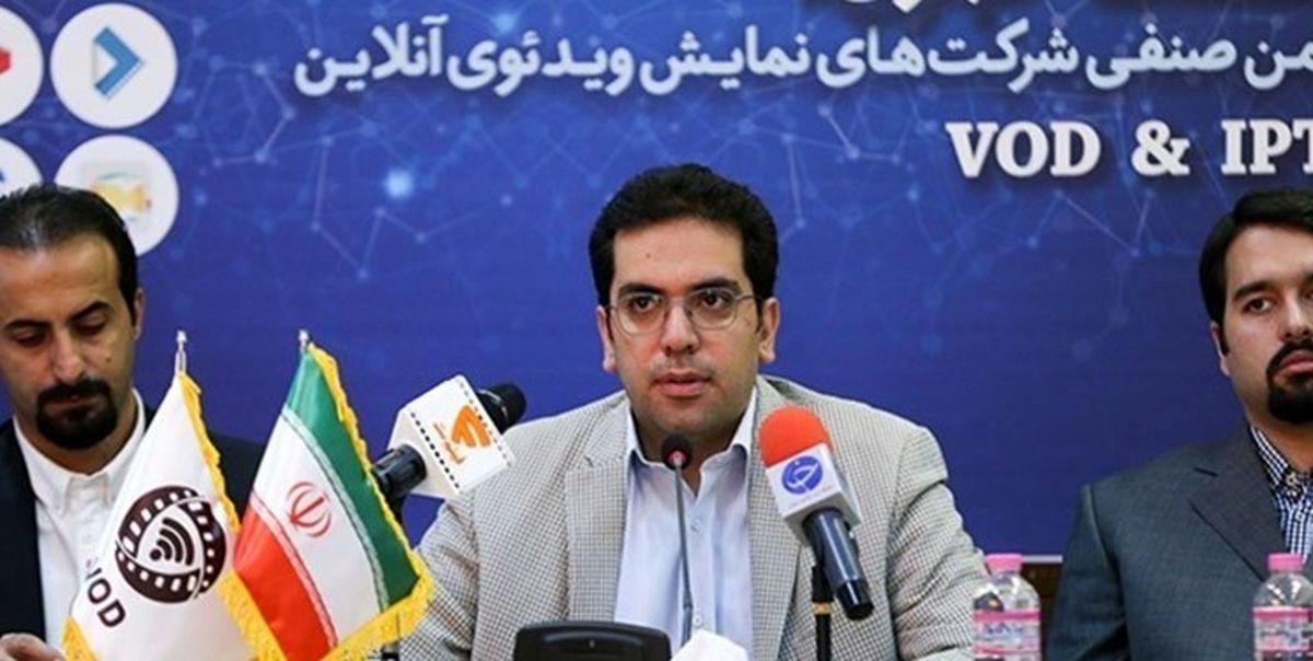 صراف: عنوان «تلویزیون اینترنتی» جعلی است