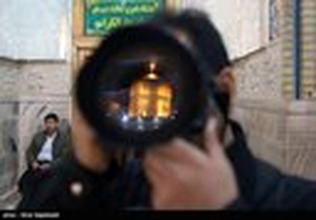 ویژه برنامه لحظه تحویل سال در حرم رضوی آغاز شد