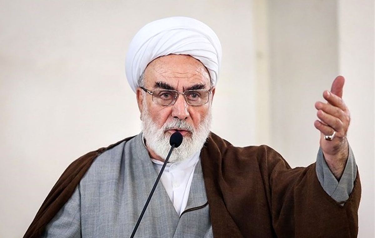 پاسخ رهبر انقلاب به نامه رئیس بنیاد مستضعفان درباره حفظ و صیانت از موزه‌ها
