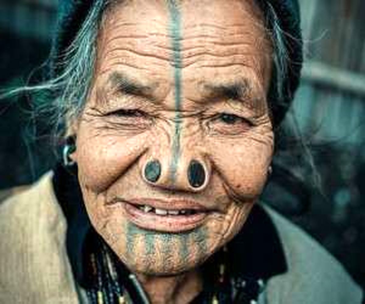 سوراخ کردن عجیب بینی زنان هندی