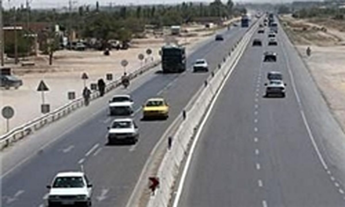 وسایل نقلیه سنگین در لاین سرعت جریمه می شوند 