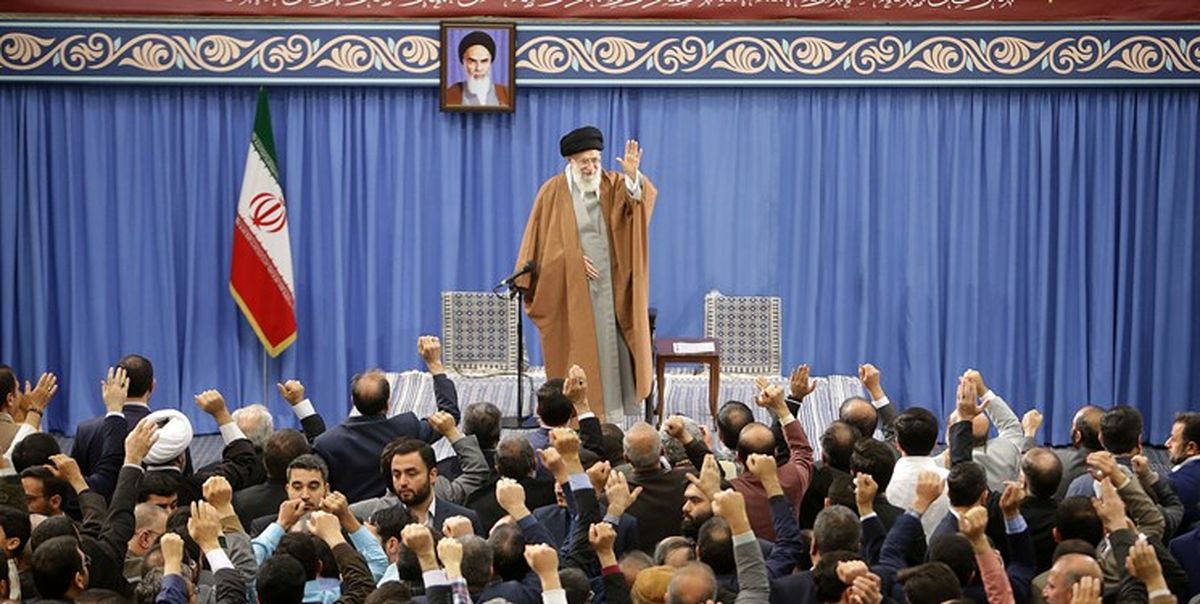 رهبر معظم انقلاب: ملت ایران قوی‌تر از ۴۰ سال قبل و دشمنان آن ضعیف‌تر شده‌‌اند