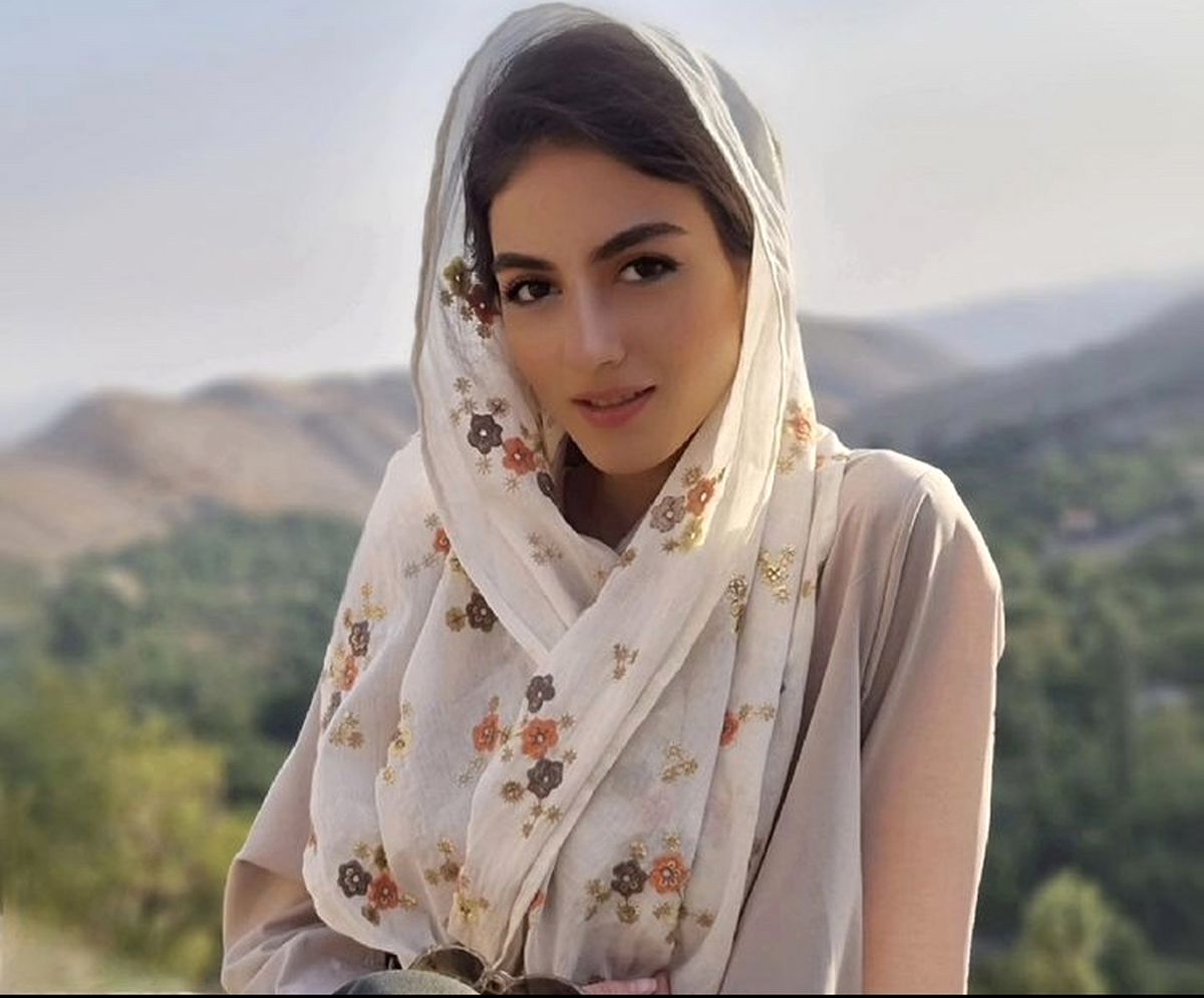 چهره معصومانه پردیس پورعابدینی در طبیعتی زیبا+عکس
