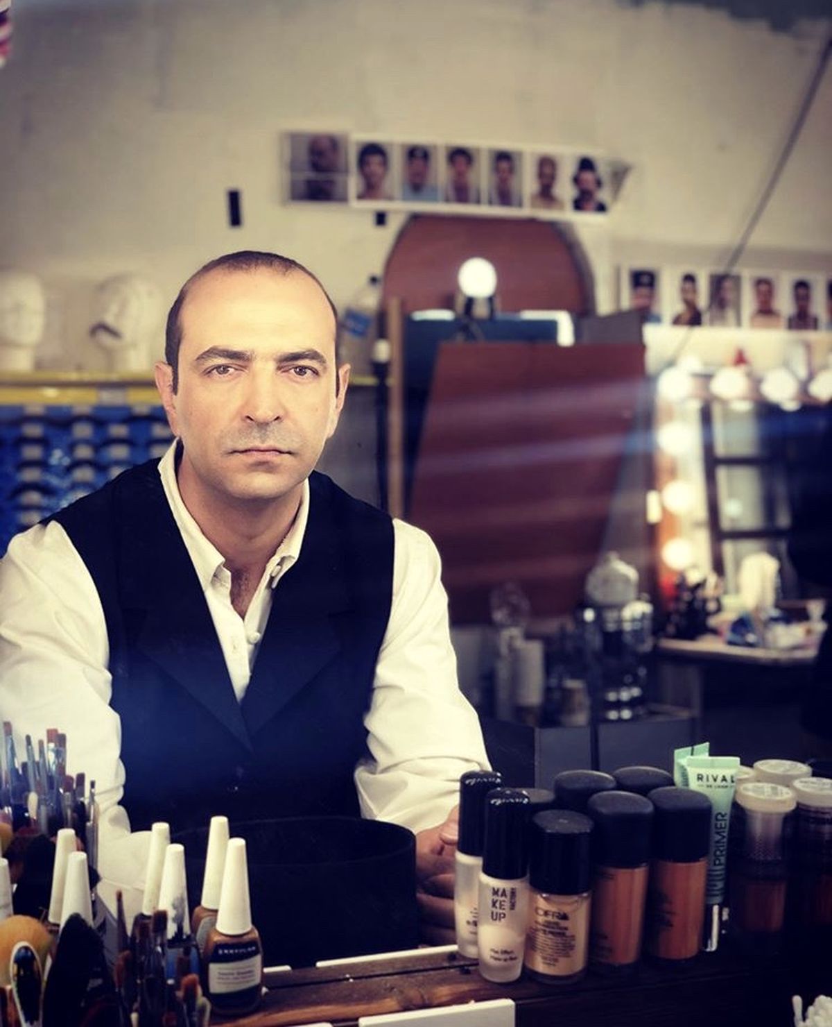 مهران نائل در اتاق گریم + عکس