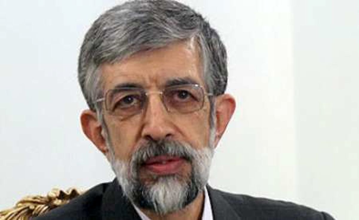 حداد: کری مانند فوتبالیست ها کُری می خواند