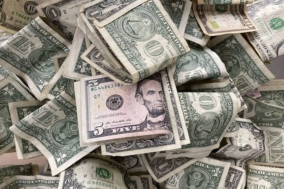 اولین واکنش دلار به انتخاب پزشکیان | ریزش ۲ هزار تومانی قیمت دلار