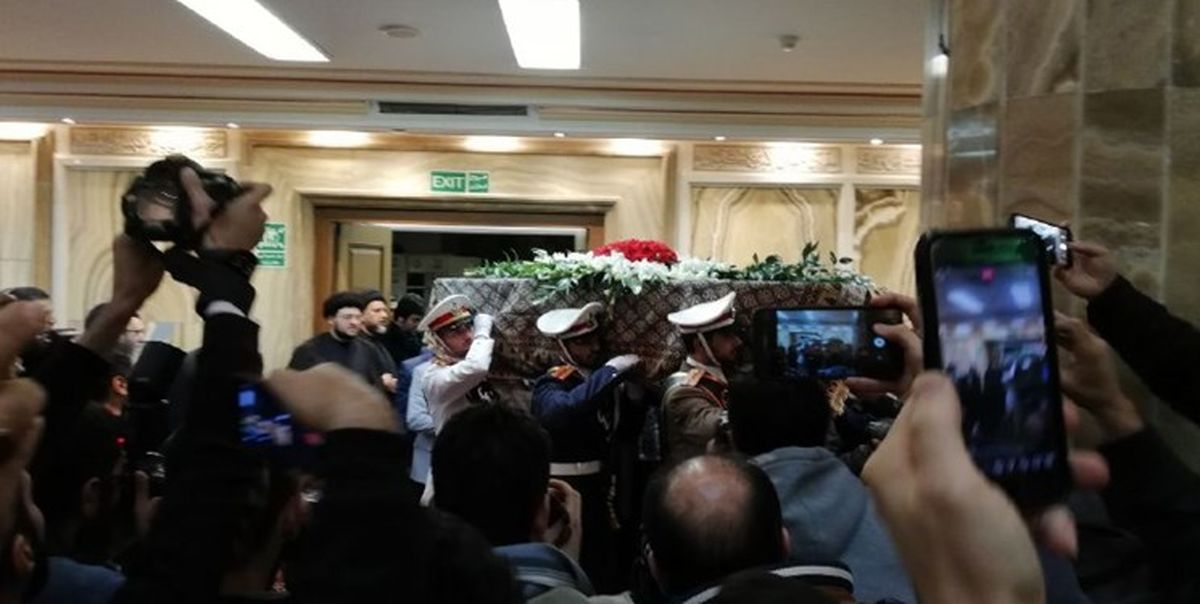 مراسم وداع با پیکر آیت الله هاشمی شاهرودی آغاز شد