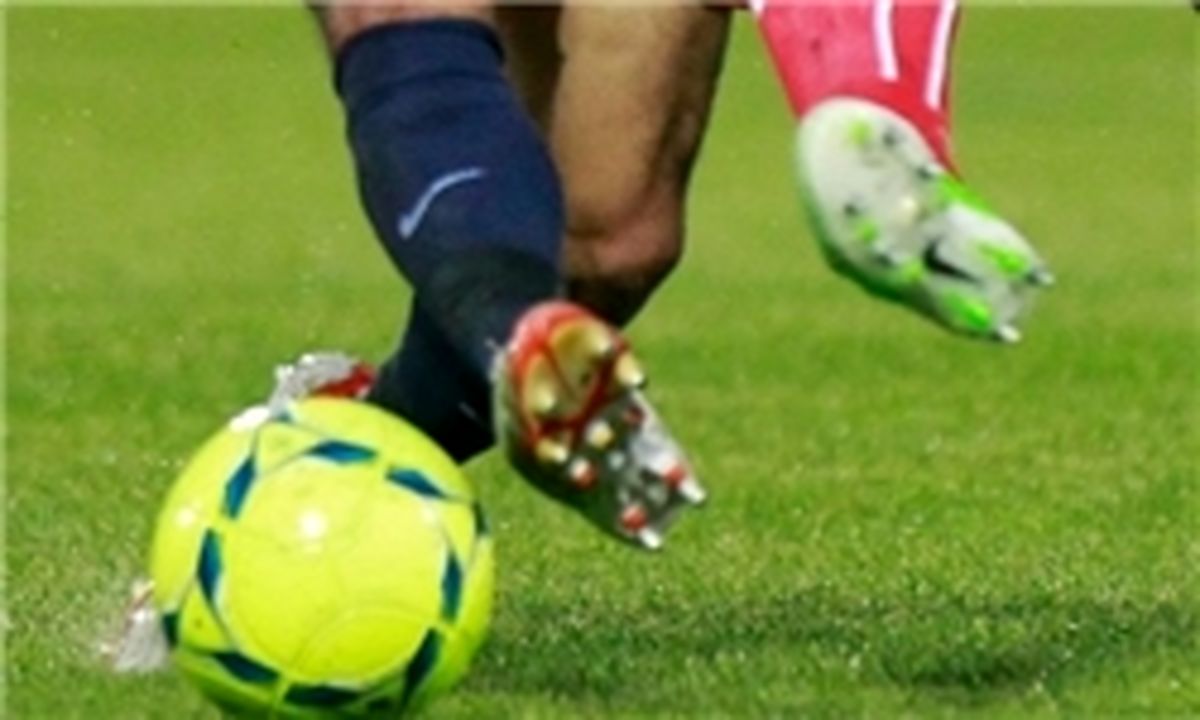 بازیکن ۱۵۰ میلیونی دستمزد یک میلیارد تومانی می‌خواهد!