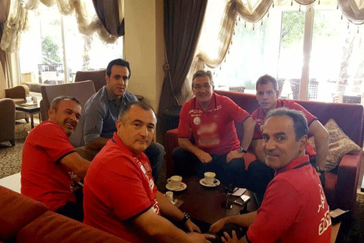 حضور جادوگر در اردوی تیم فوتبال پرسپولیس!