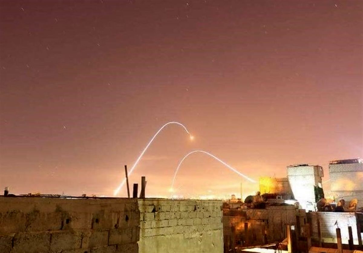 طوفان در راه است