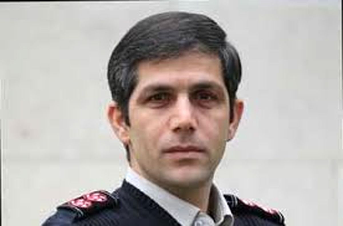 حریق انبار نگهداری البسه قدیمی در خیابان نظام آباد تهران
