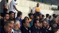 آقای گل پرسپولیس تماشاگر بازی استقلال