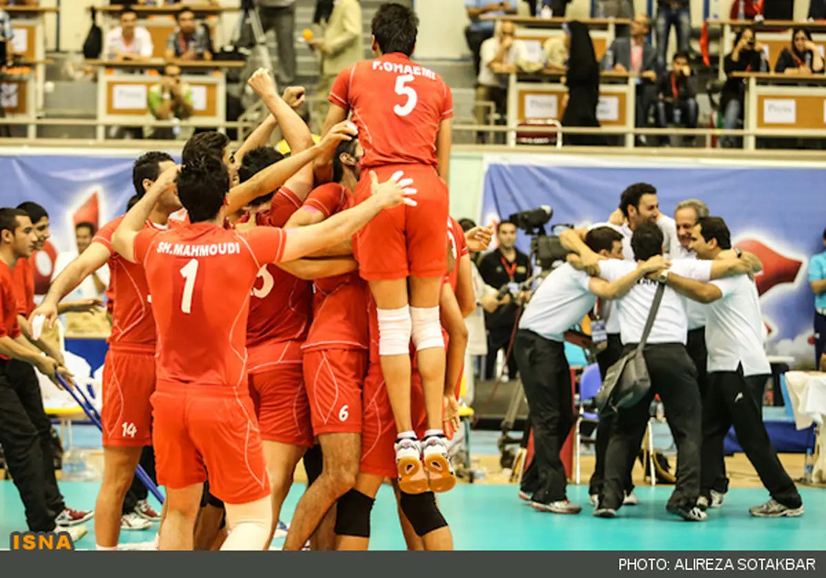نگذارید والیبال آسیب ببیند