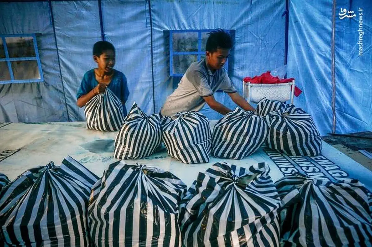 بارش خاکستر آتشفشانی در اندونزی/ عکس