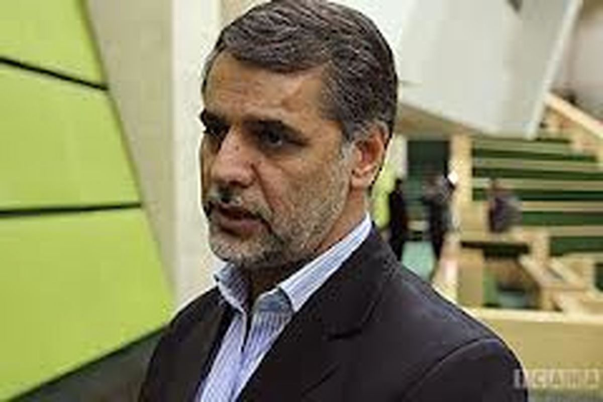 نقوی حسینی: غرب اعتماد ملت ایران را جلب کند