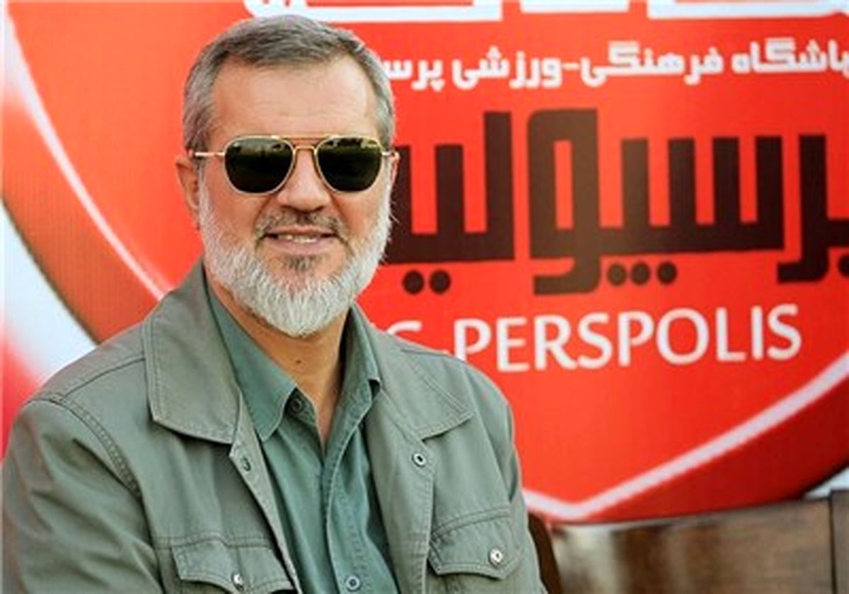 جوانان ما یا باید به مسجد بروند یا فوتبال؟