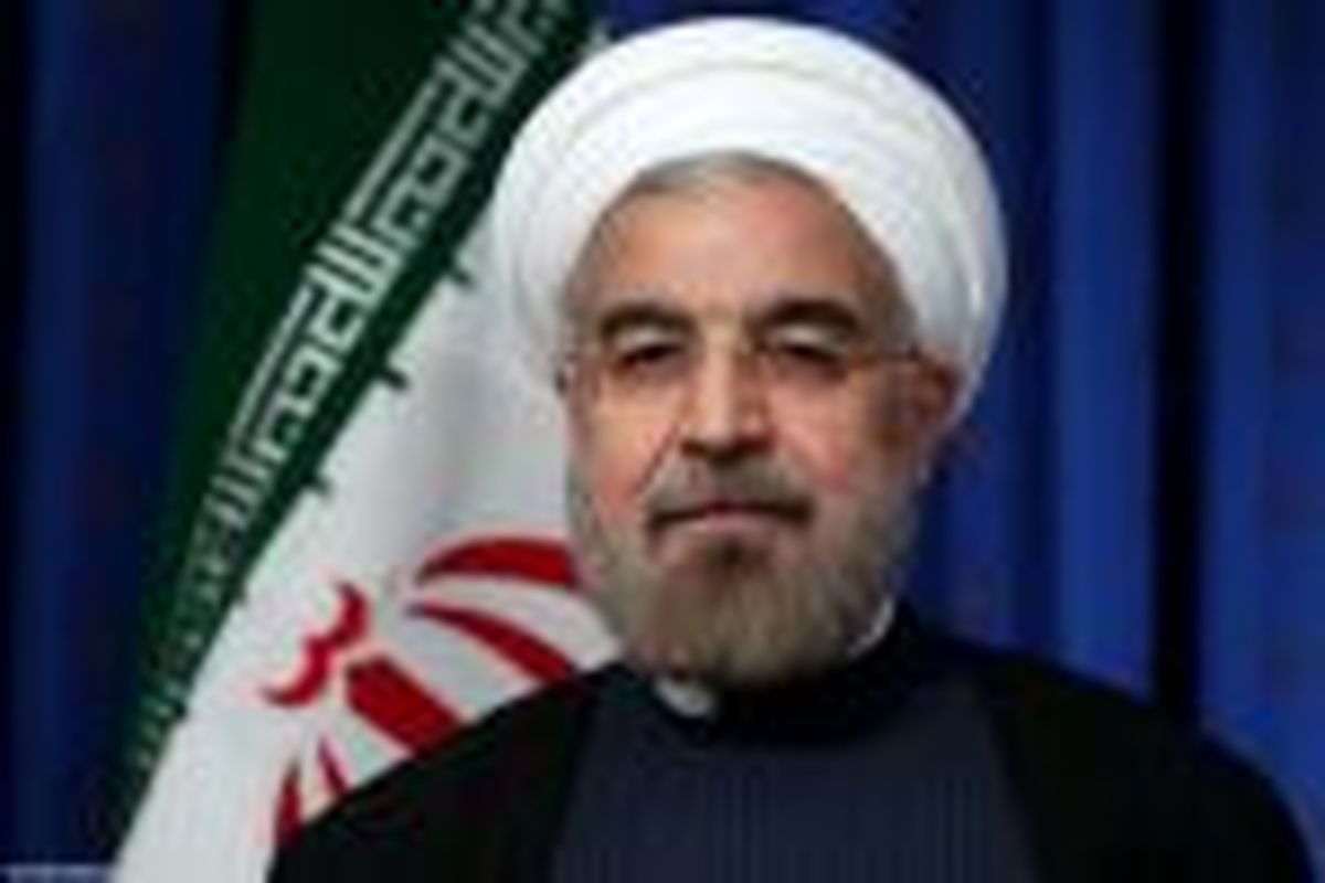 روحانی: شعارهای ۲۲بهمن وحدت‌آفرین باشد