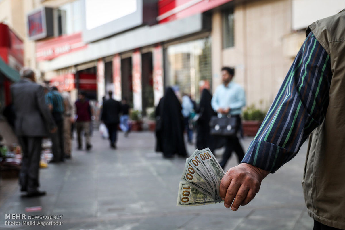 نامه بسیج 7 دانشگاه به سیف/ابراز نگرانی از نوسانات ارز