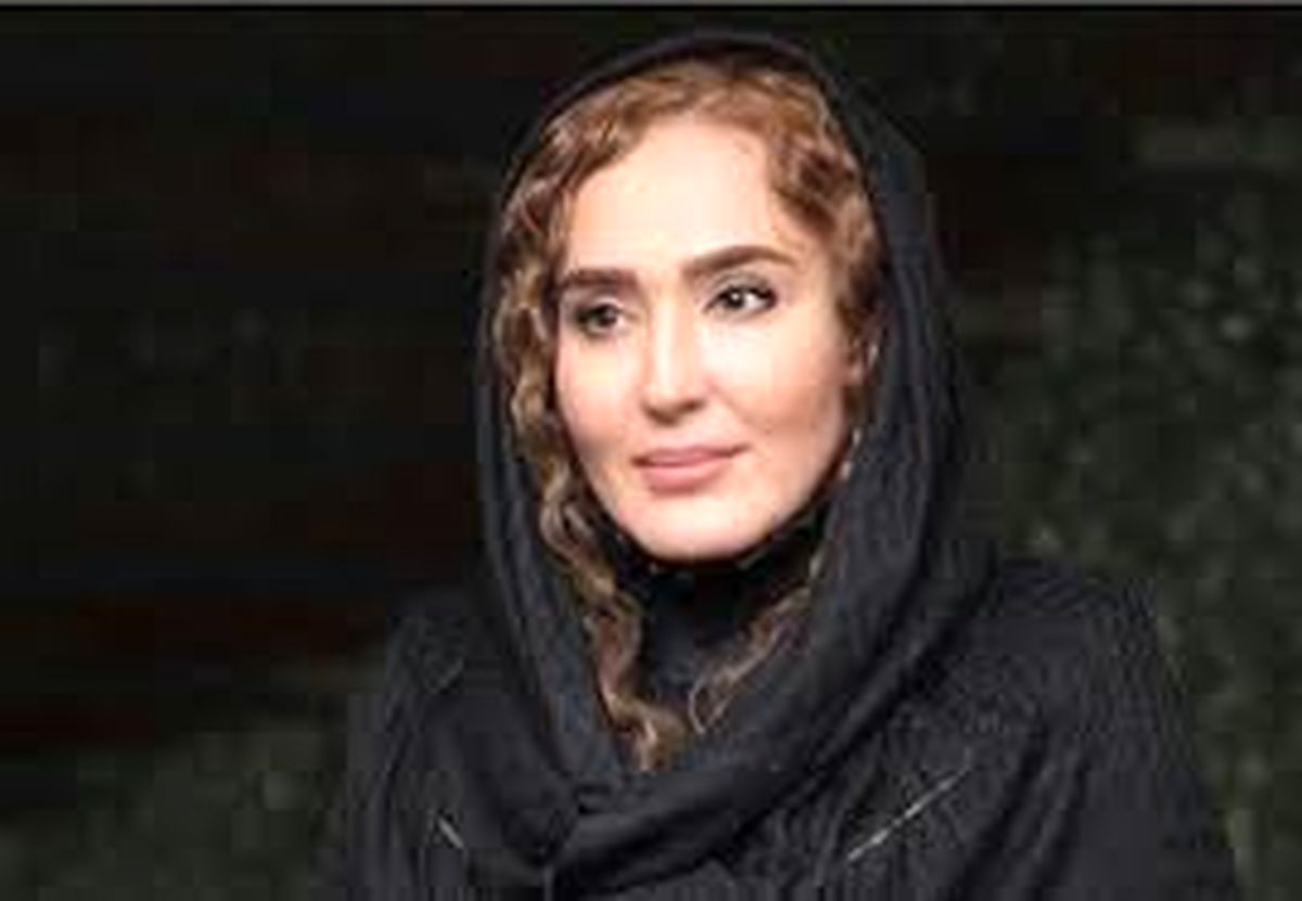 زهره فکور صبور در جشن ده سالگی سالن هفت قلم/عکس