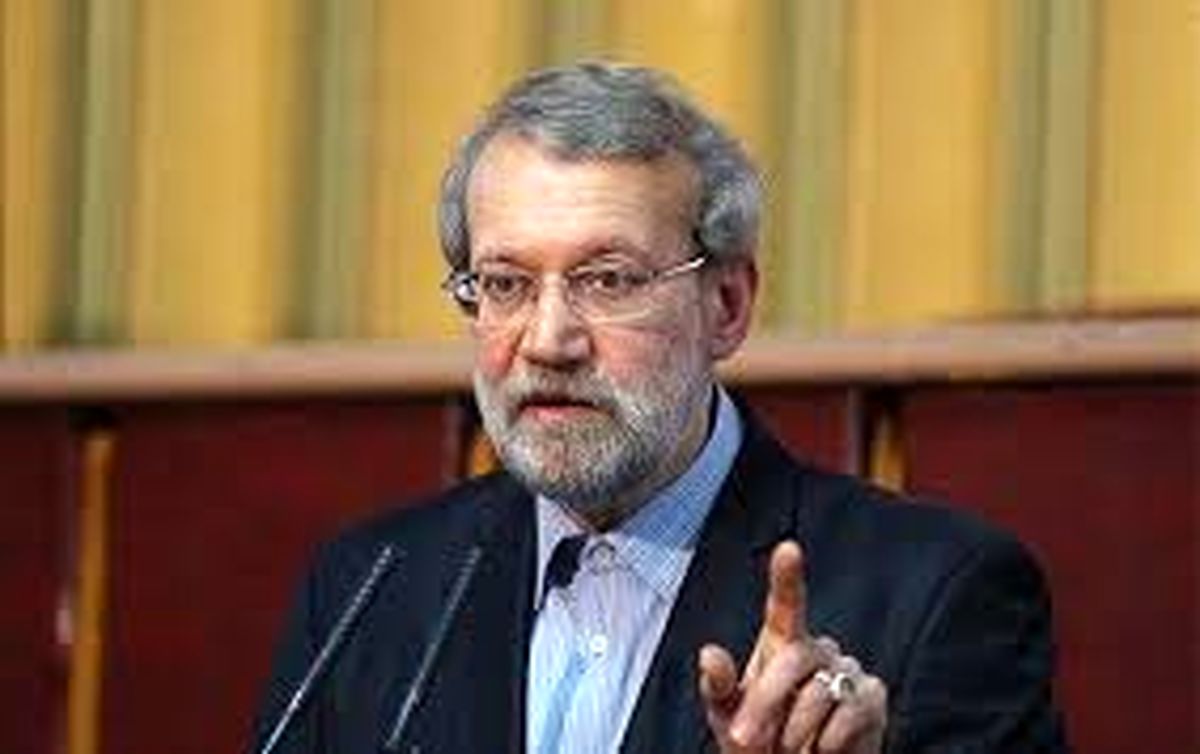 لاریجانی: در سال 900 هزار میلیارد تومان یارانه مخفی می‌دهیم