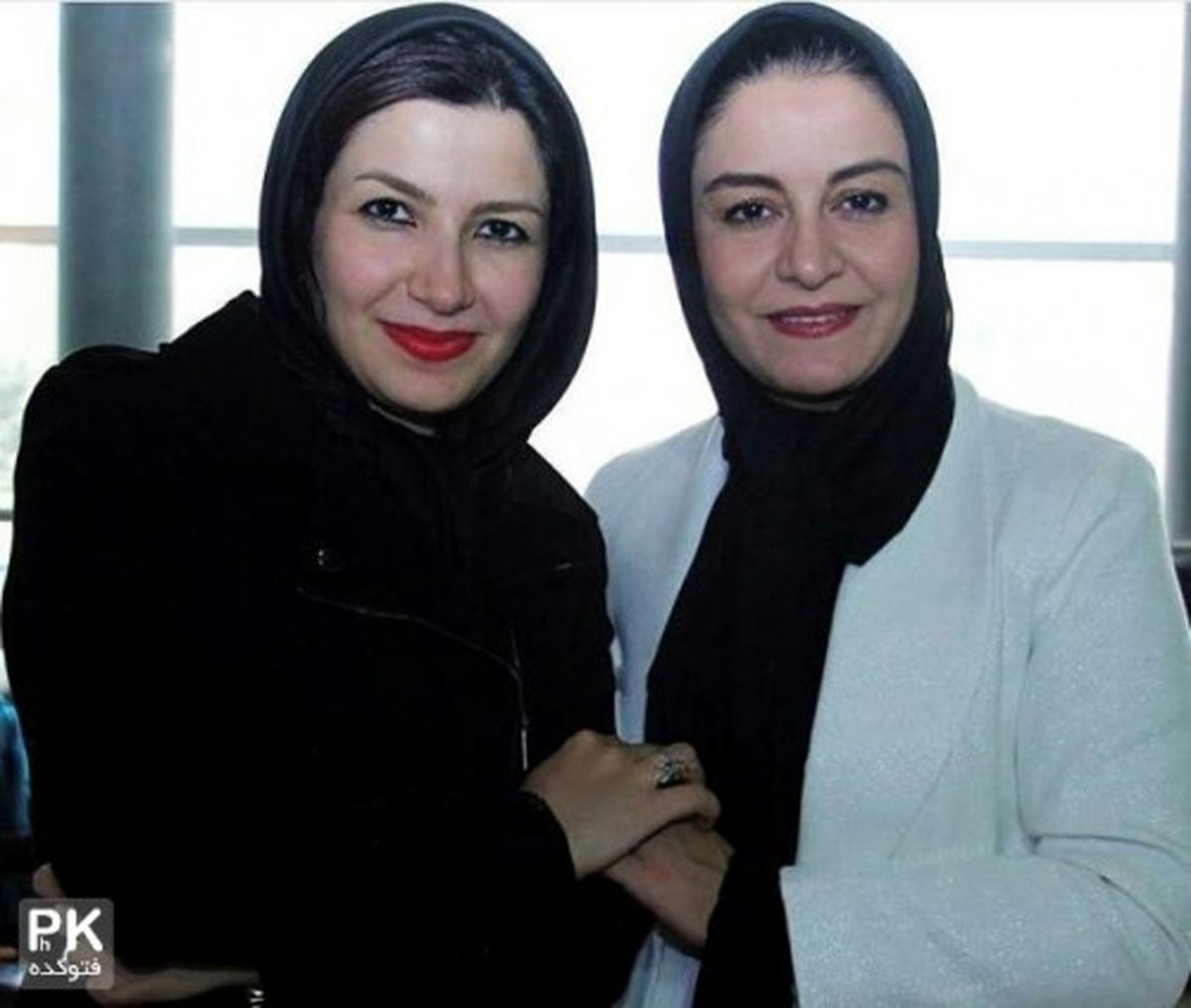 عکس خانومانه و سنگین خاله شادونه و خواهر بازیگرش