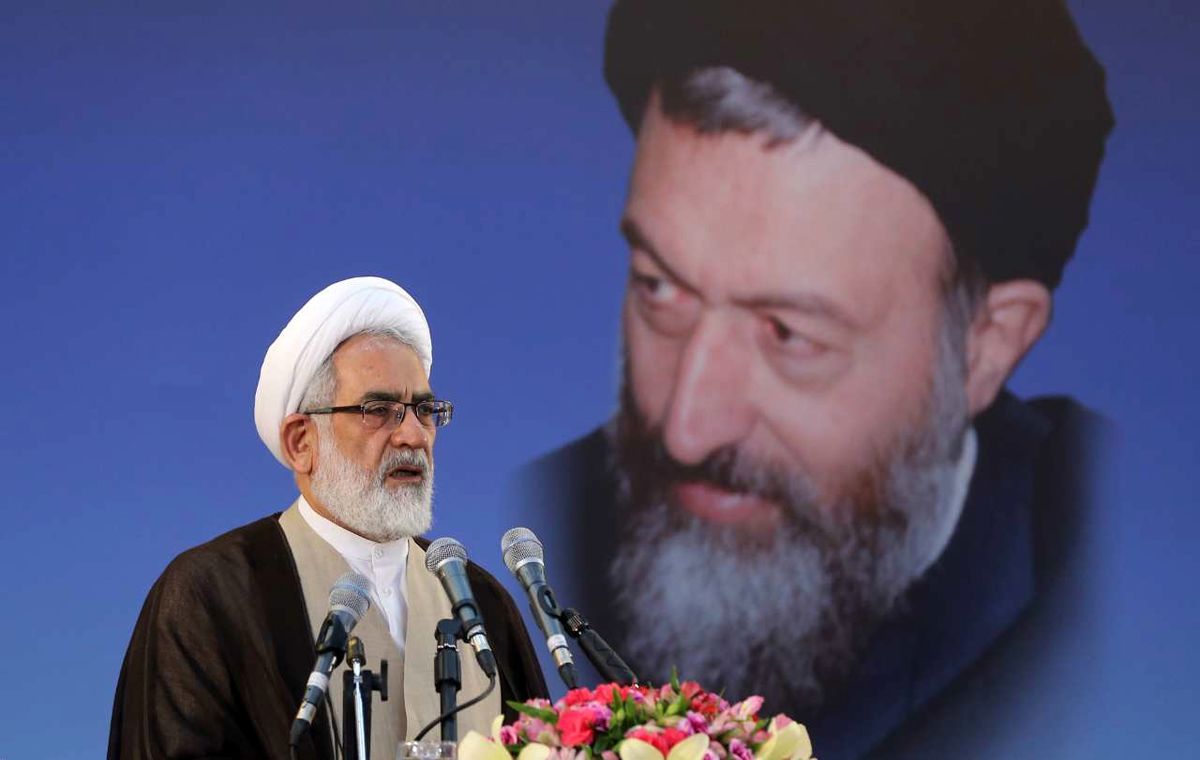 حضور بدون روسری دراستادیوم آزادی مایه ننگ است