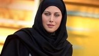 پوشش و ژست عجیب مهتاب کرامتی در مراسم اکران فیلم «مرداد»+عکس