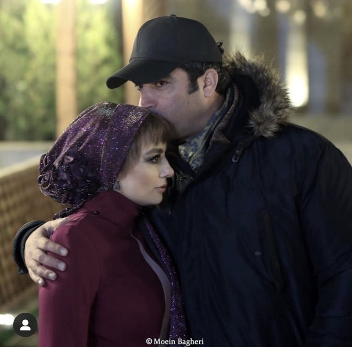 بوسهمنوچهر هادی ویکتا ناصر در پشت صحنه دل + عکس