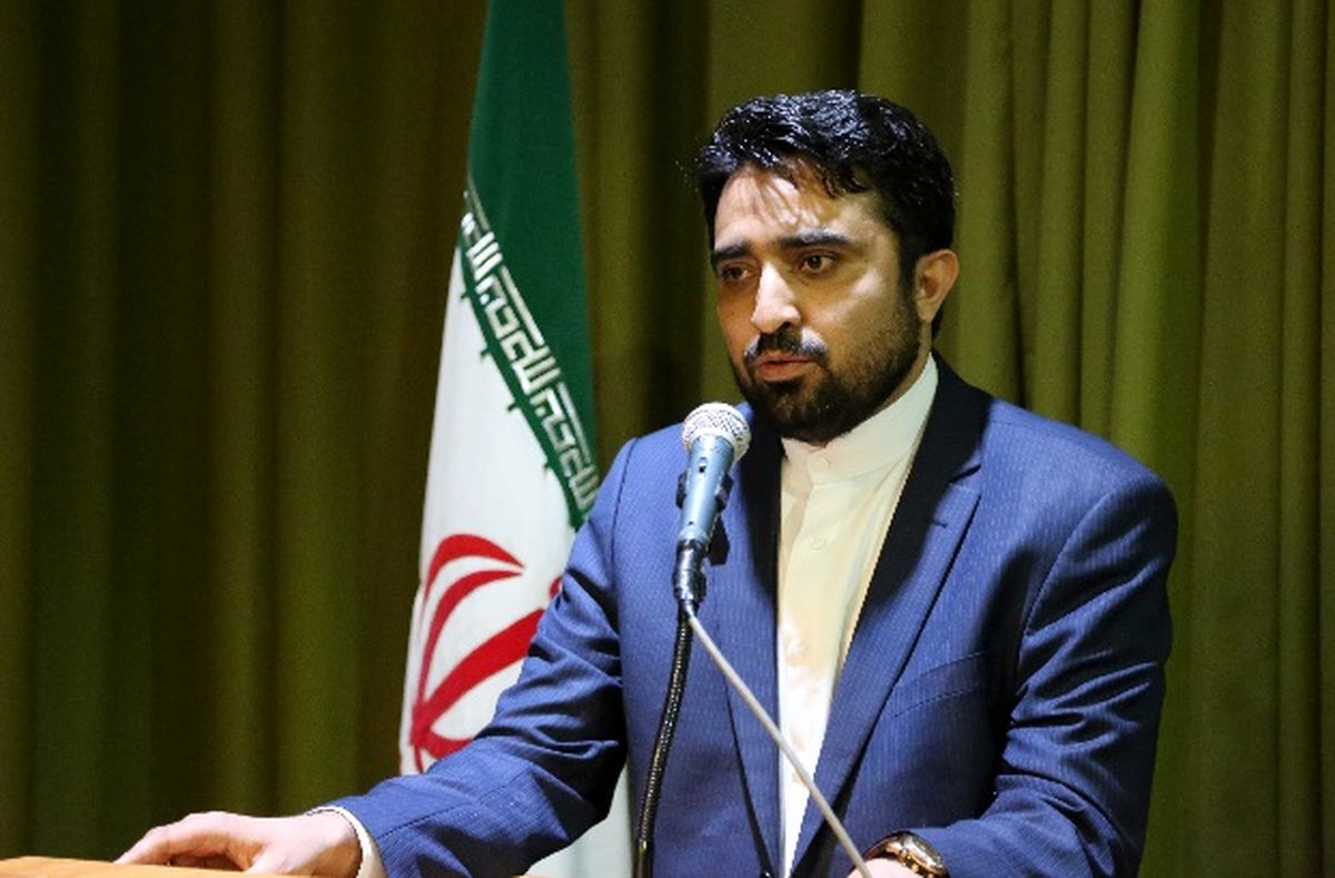 نهضت انصراف برای یک لیست واحد/ اصلاحطلبان به دنبال عدم انصراف اصولگرایان/ تبعیت از روحانیت یکی از شاخصه های مهم اصولگرایی