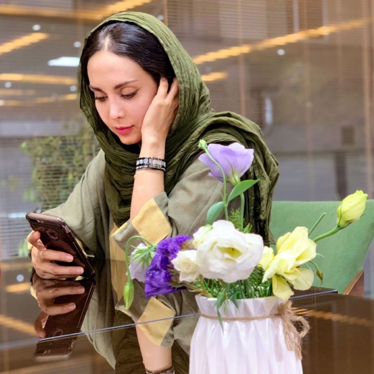 آدم گریزی خانم بازیگر+عکس