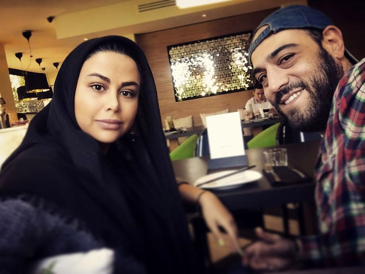 کافه گردی پسر داریوش ارجمند با عشقش+عکس