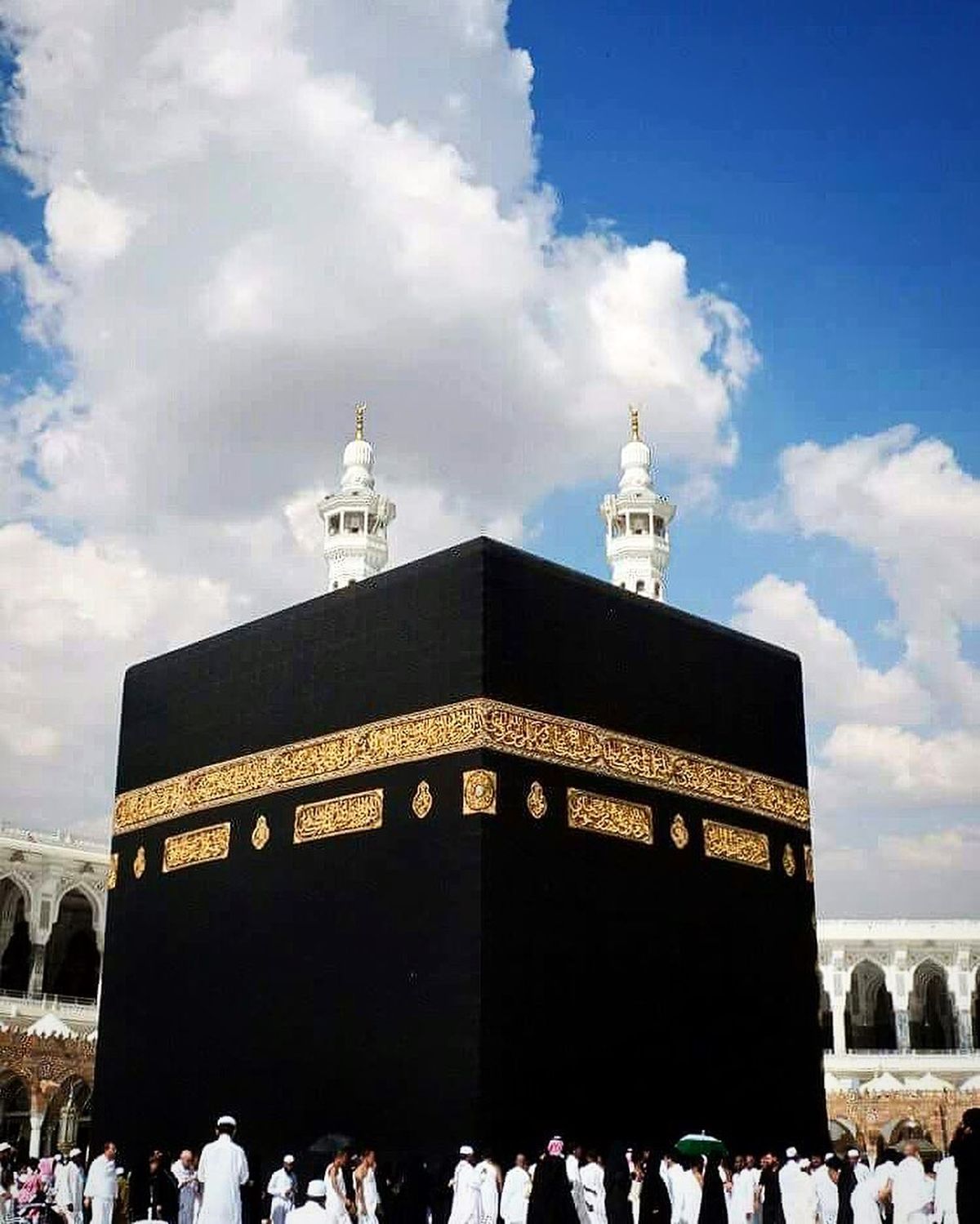 حال و هوای آسمانی مجری سمت خدا