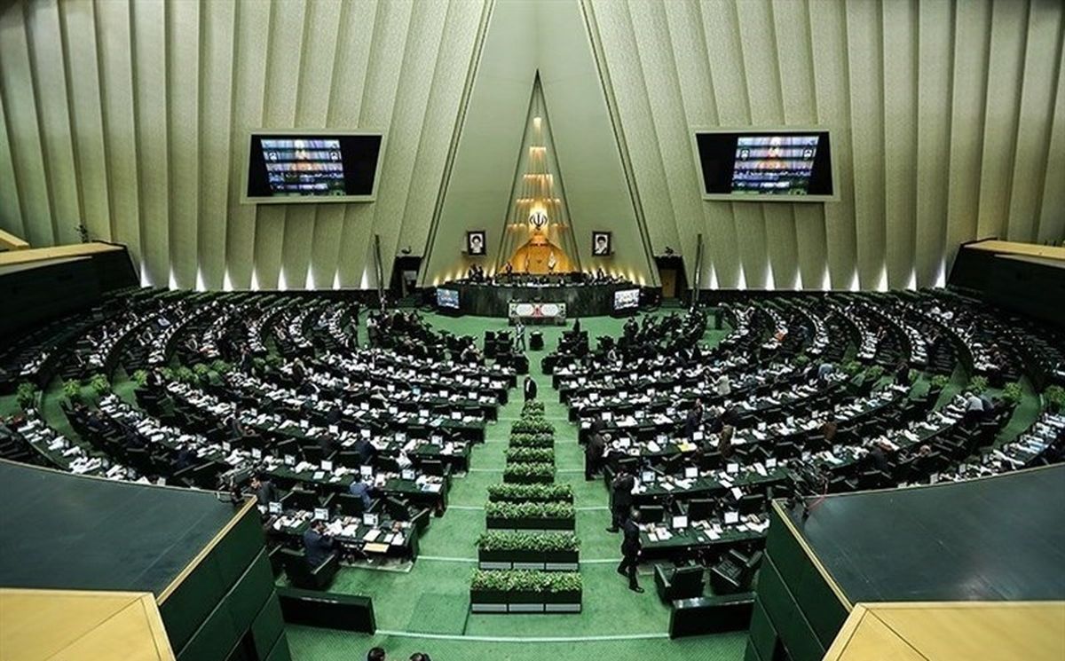 آب در آسیاب جریان‌های مذهبی تفرقه‌انگیز و غیر همسو با انقلاب/ نقدی بر اهداف تعطیلی هشتم ربیع‌الاول 