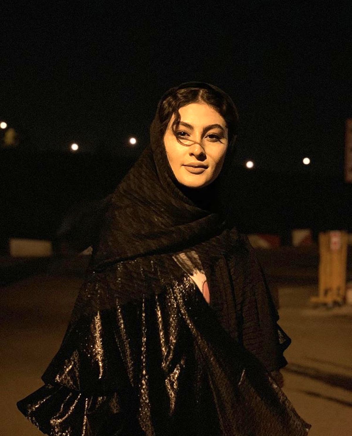 شب گردی های مریم‌مومن + عکس